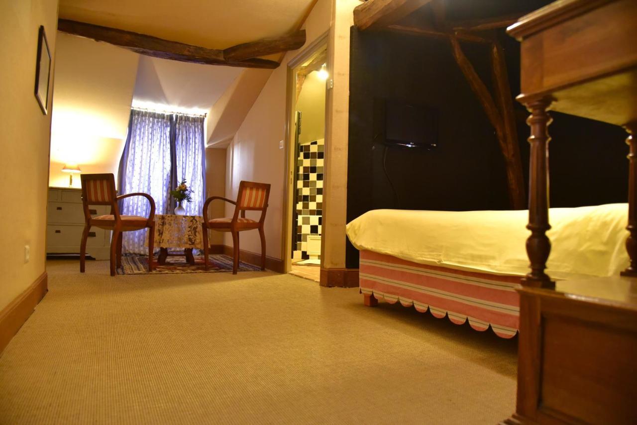 Logis Hotel Le Boudoir Belvès Eksteriør bilde