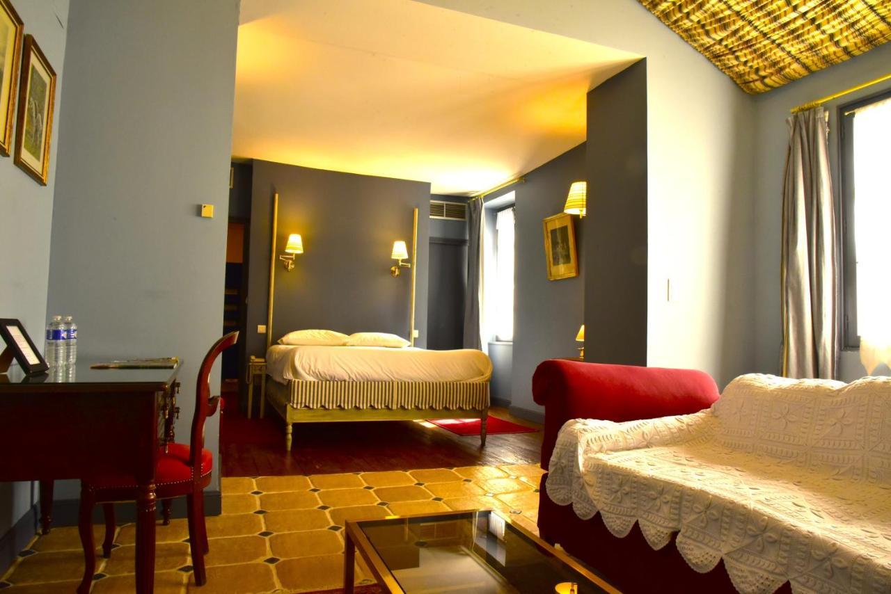 Logis Hotel Le Boudoir Belvès Eksteriør bilde