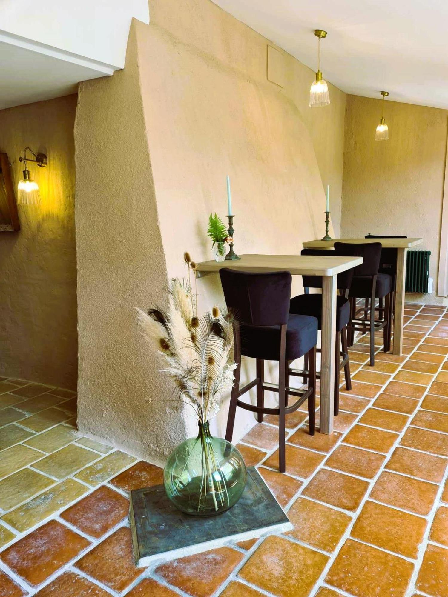Logis Hotel Le Boudoir Belvès Eksteriør bilde